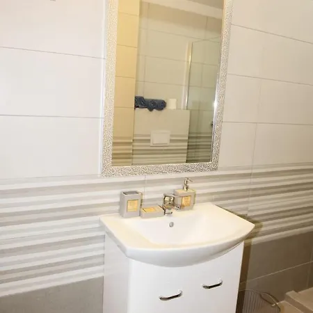 Apartament Elegance, Mamaia Nord דירה *